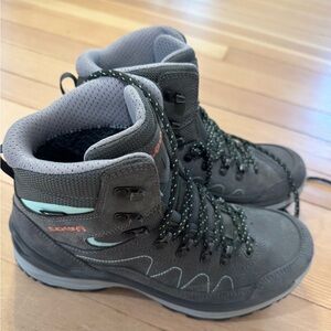 Lowa Gray Lace-Up Women's Hiking Boots with Mint Accents